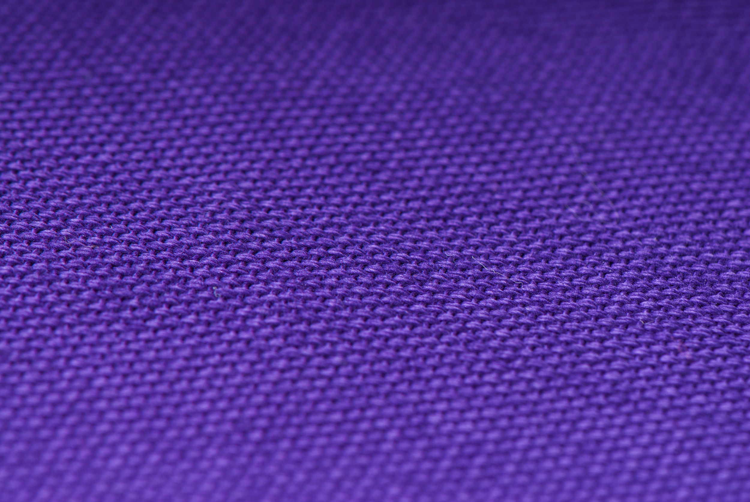 Berk Akupressurmatte Akupunktur 78x45cm Violett Qualitätsprodukt