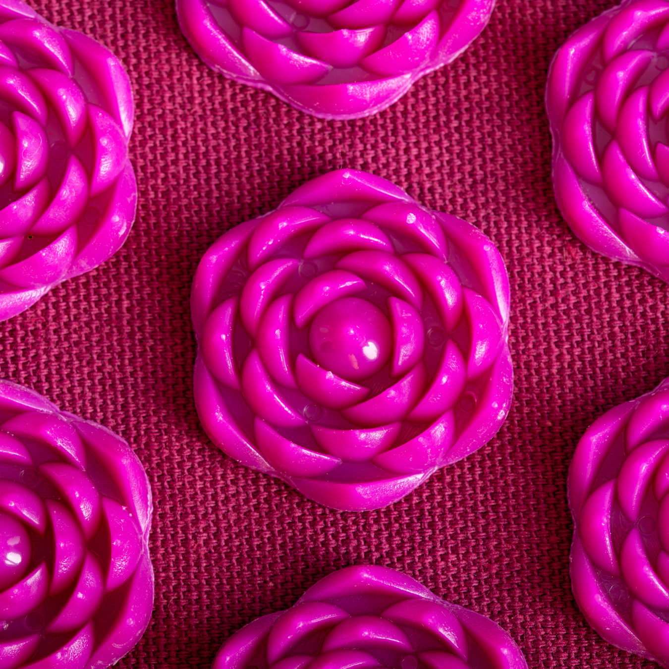 Berk Lotus Akupressurmatte Akupunktur 78x45cm Rosa Qualitätsprodukt