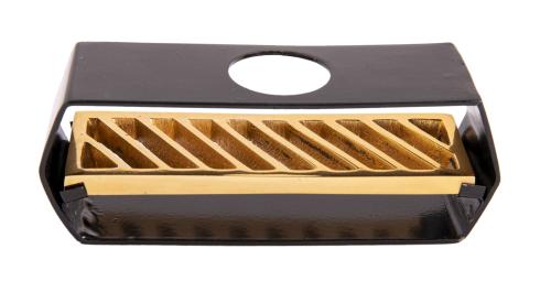 Artikelbild des Artikels “Berk Halter für Palo Santo Sticks “