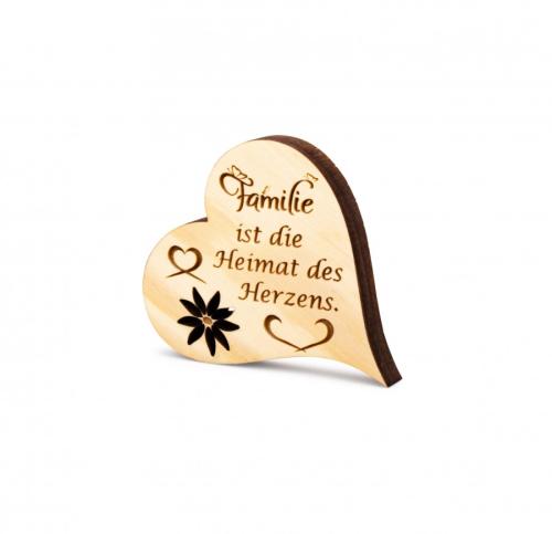 Artikelbild des Artikels “Zirbenherz Mini Familie ist die Heimat “