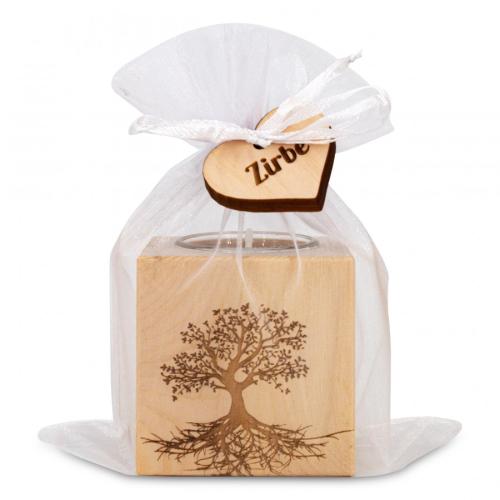 Artikelbild des Artikels “Teelichthalter aus Zirbenholz 7x7cm Baum “