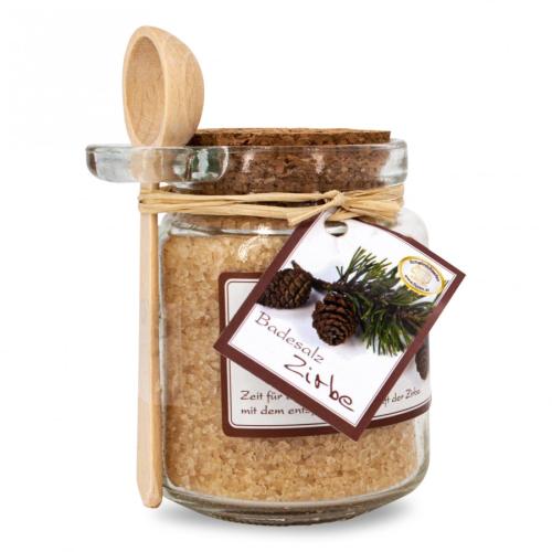 Artikelbild des Artikels “Badesalz Zirbe 300g im Glas mit Holzlöffel “