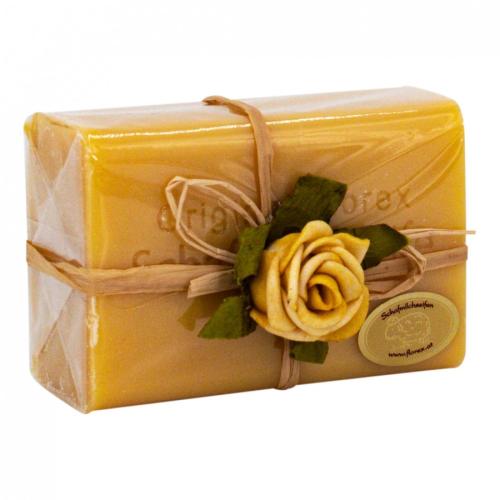 Artikelbild des Artikels “Zirbe Schafmilchseife 100g verpackt mit Rose “